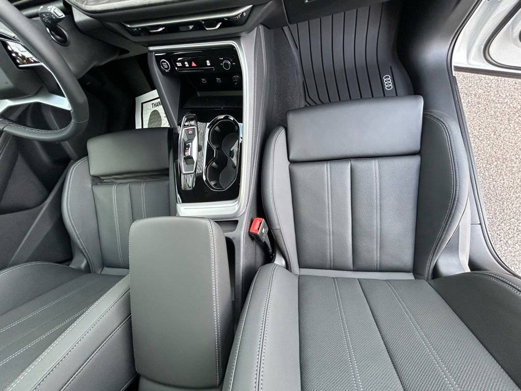 New 2025 Audi Q5 Premium Plus AWD/4WD image 46