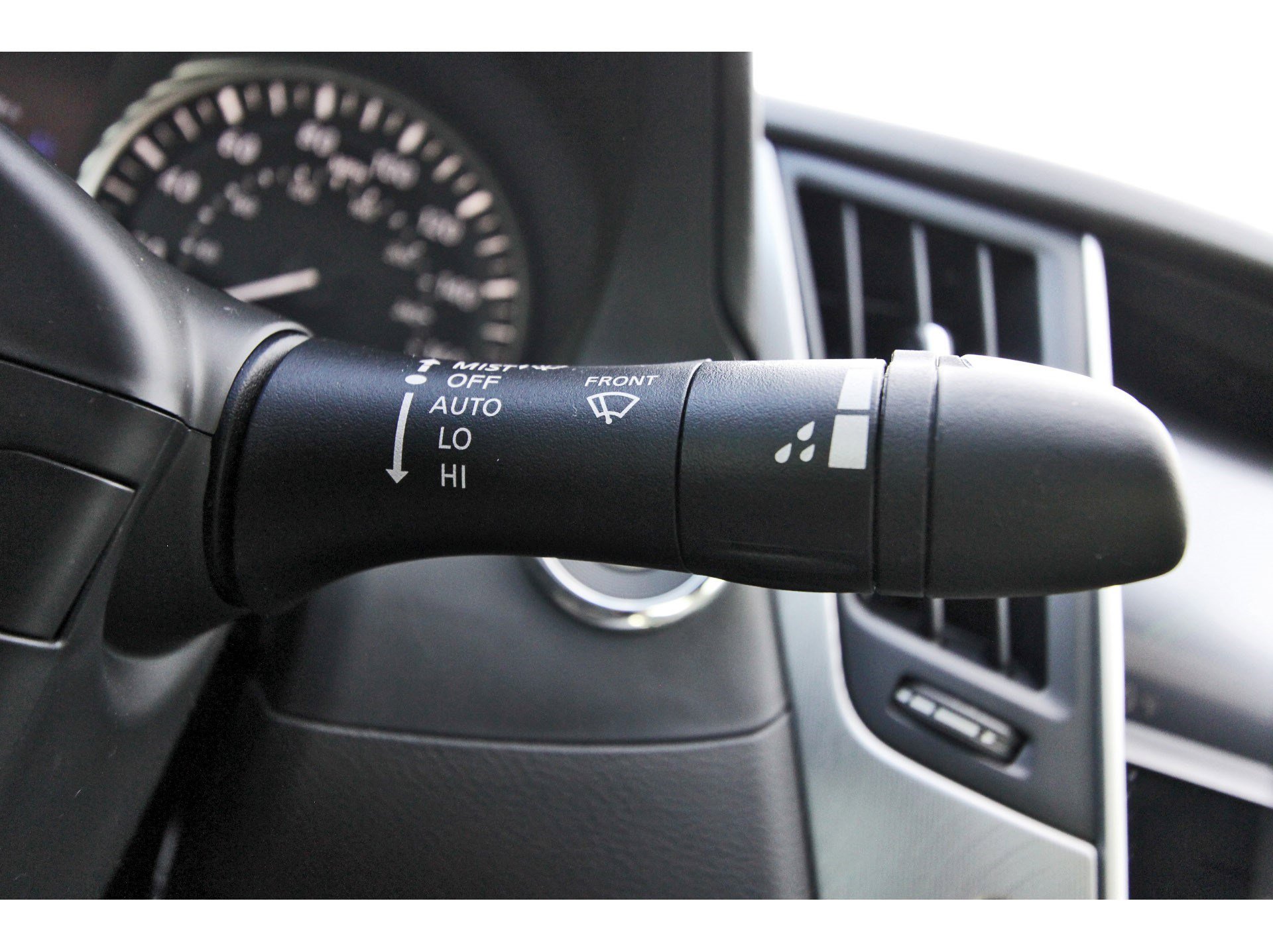 Used 2022 INFINITI Q60 3.0t Luxe w/ Essential Package image 20