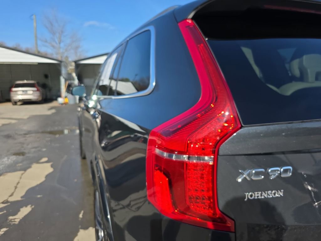 Used 2022 Volvo XC90 T5 Momentum w/ Advanced Package image 50