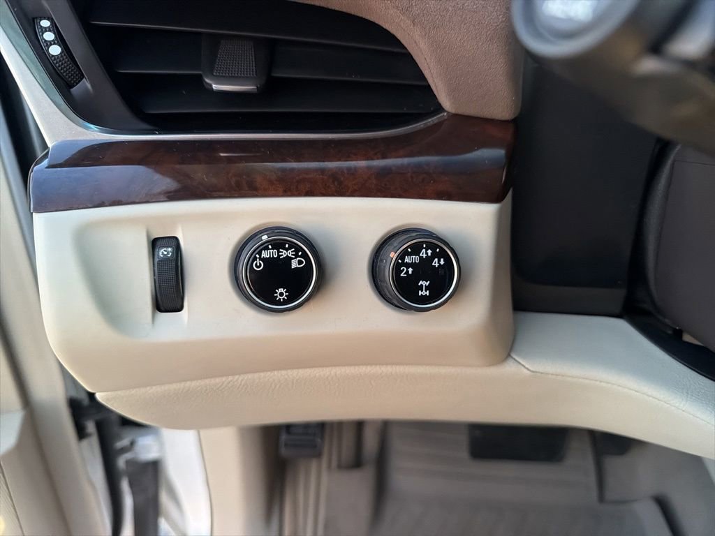 Used 2016 Cadillac Escalade Luxury image 60