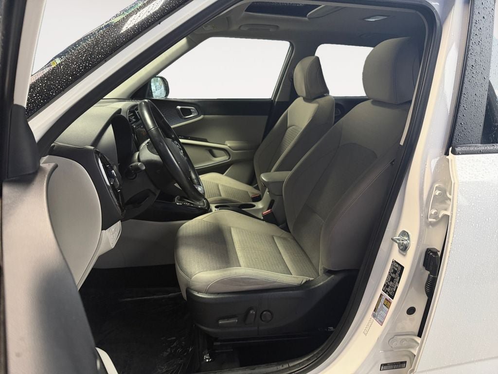 Used 2021 Kia Soul EX FWD image 6