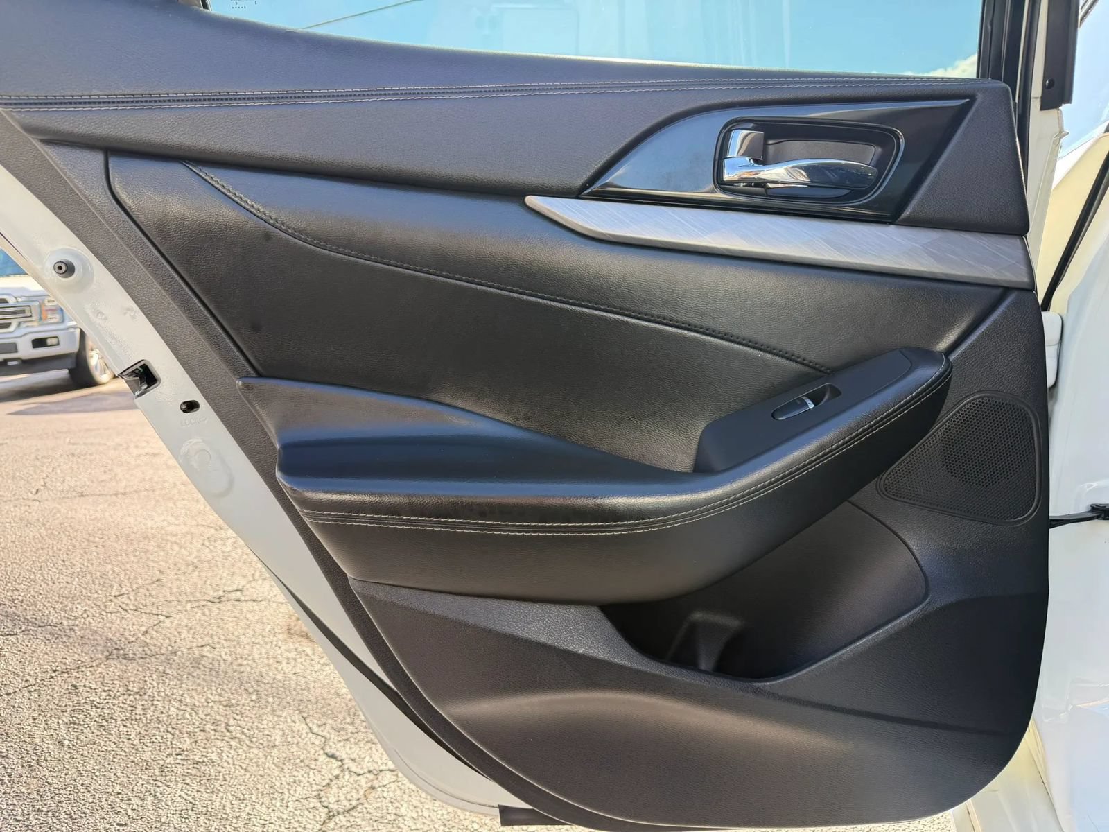 Used 2017 Nissan Maxima 3.5 SV FWD image 22