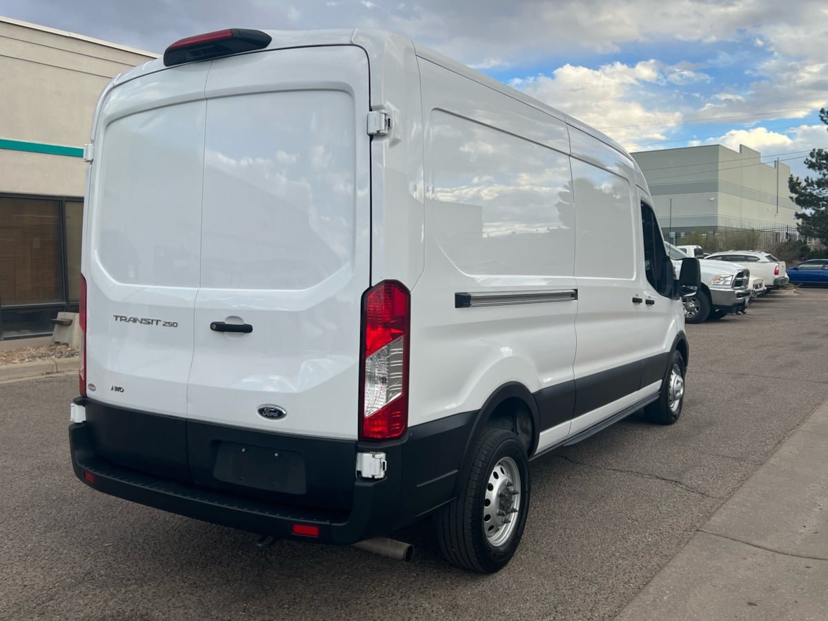 Used 2023 Ford Transit 250 Medium Roof AWD image 3