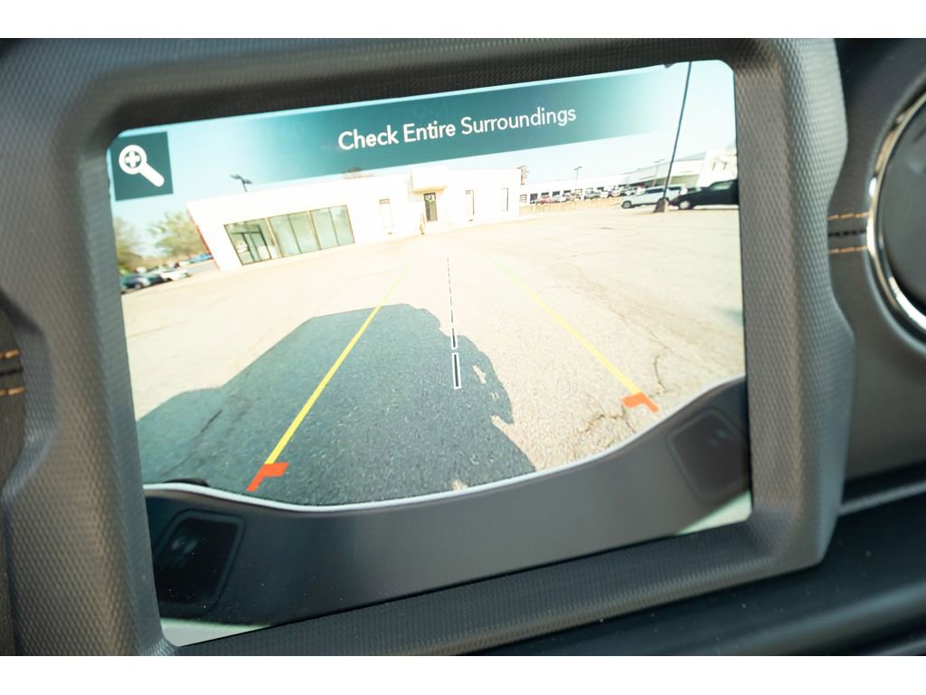 Used 2023 Jeep Gladiator Overland AWD/4WD image 22