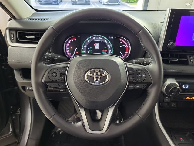 Used 2024 Toyota RAV4 XLE Premium FWD image 27