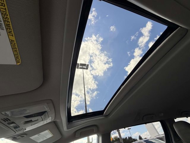 Used 2018 Toyota Sienna XLE w/ XLE Navigation Package image 23