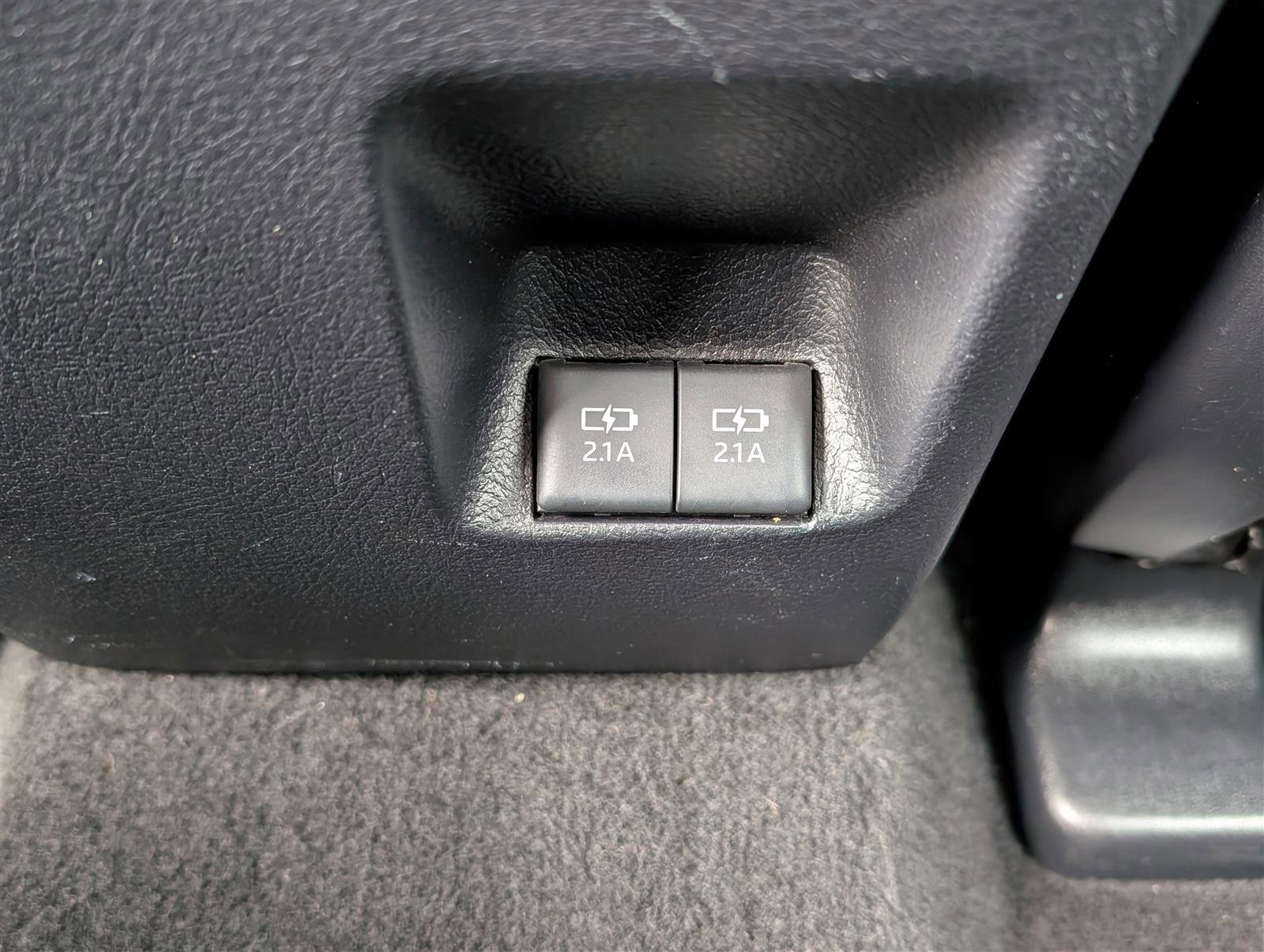 Used 2021 Toyota 4Runner TRD Off-Road Premium image 17