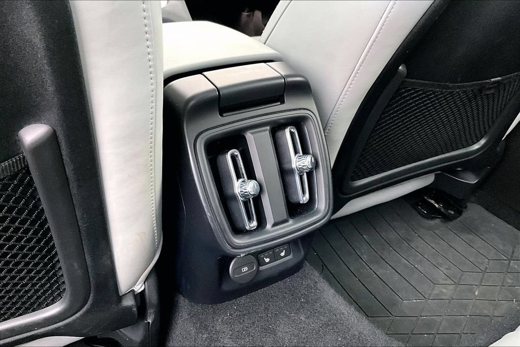 Used 2023 Polestar Polestar 2 w/ Pilot Pack AWD/4WD image 30