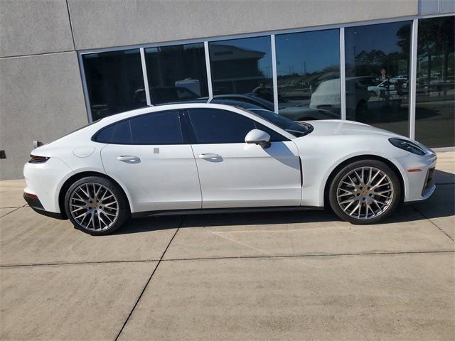 Certified 2025 Porsche Panamera image 8