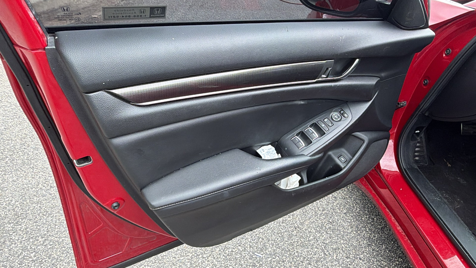 Used 2021 Honda Accord Sport image 14