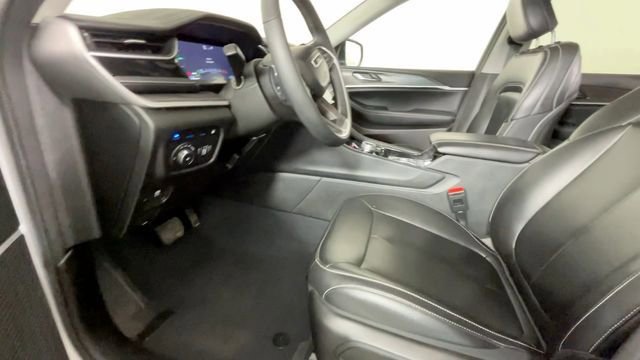 Used 2023 Jeep Grand Cherokee 4WD 4xe image 25