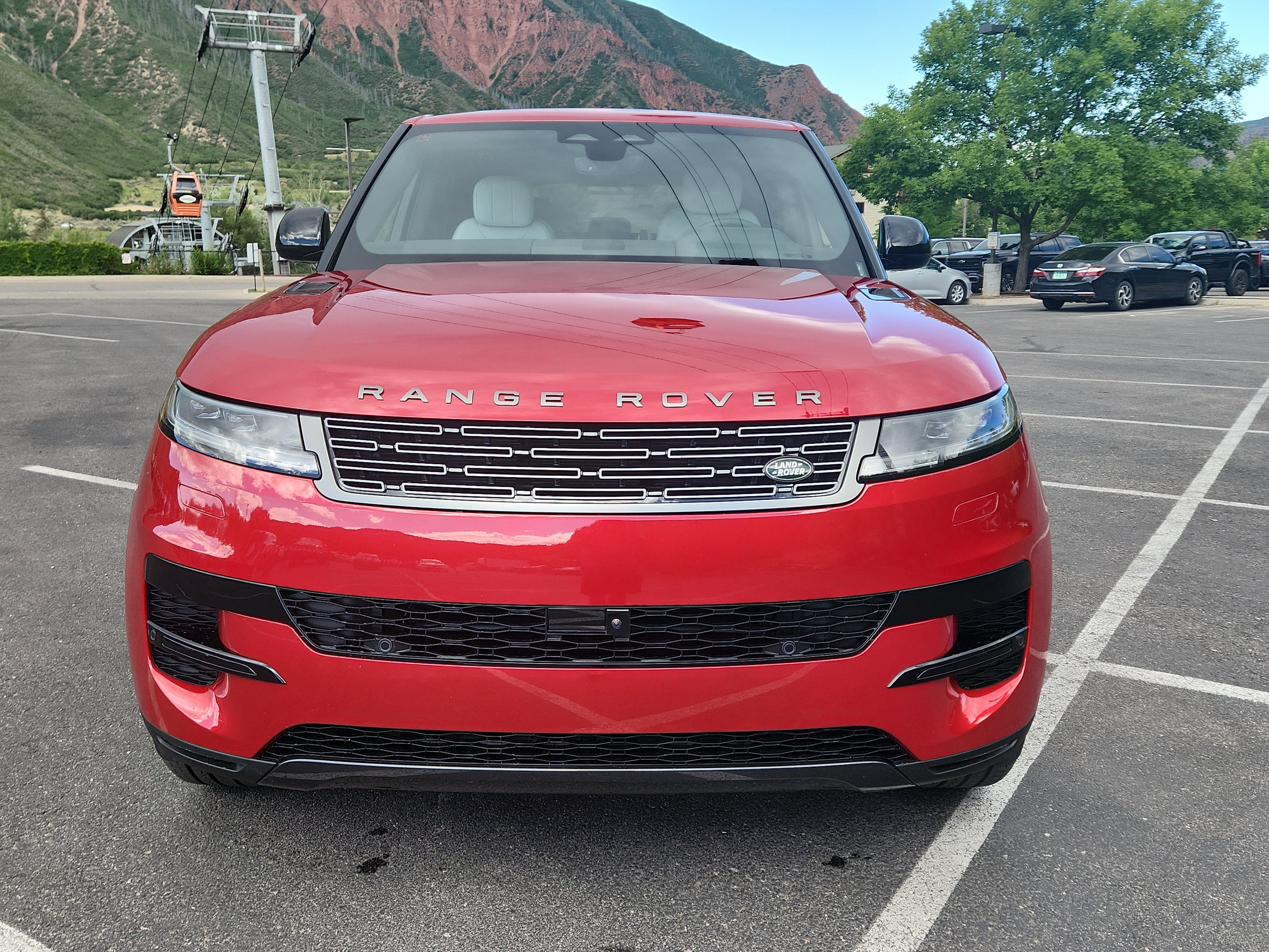 New 2025 Land Rover Range Rover Sport SE image 7