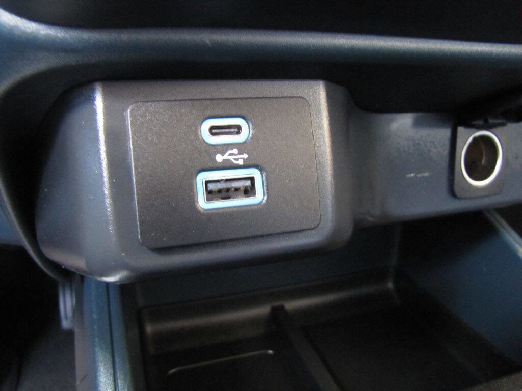 Used 2022 Ford Maverick XL image 45