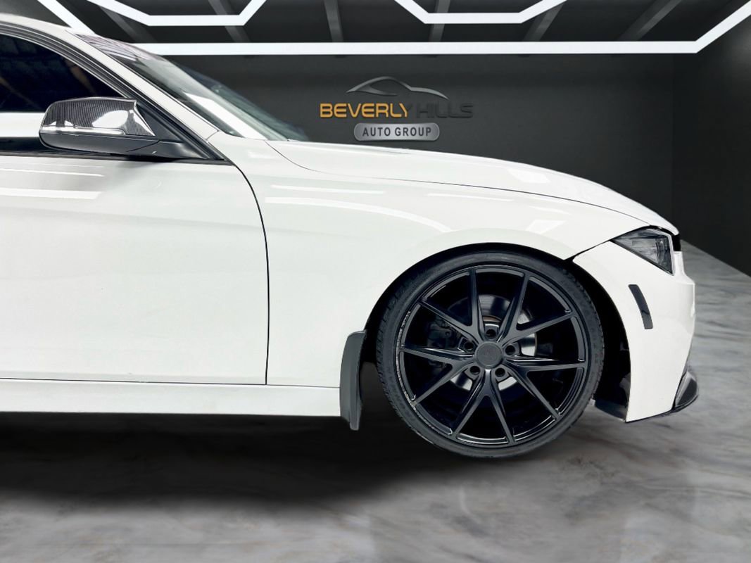 Used 2014 BMW 328i xDrive Sedan AWD/4WD image 12