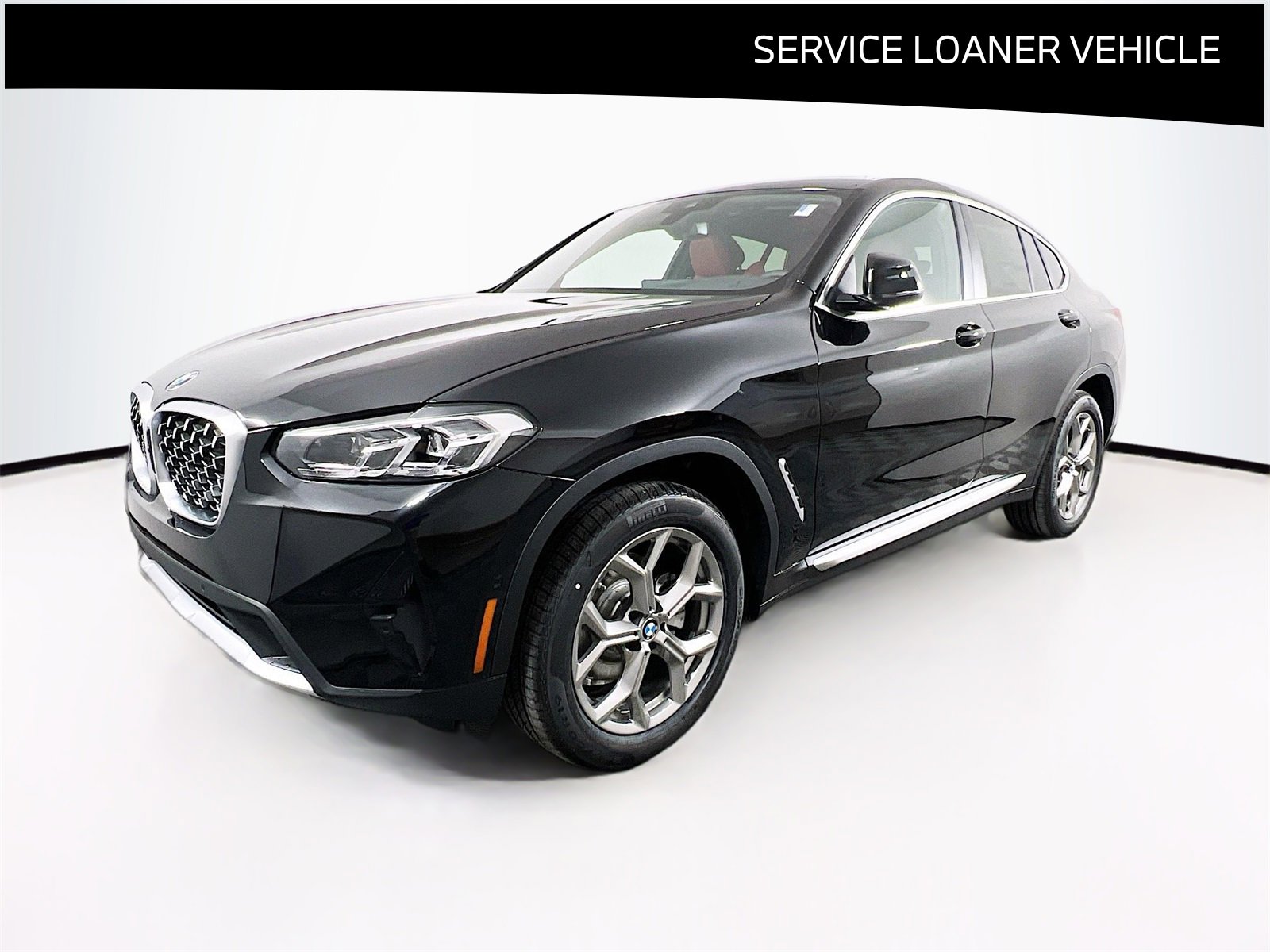 New 2025 BMW X4 xDrive30i w/ Convenience Package image 3