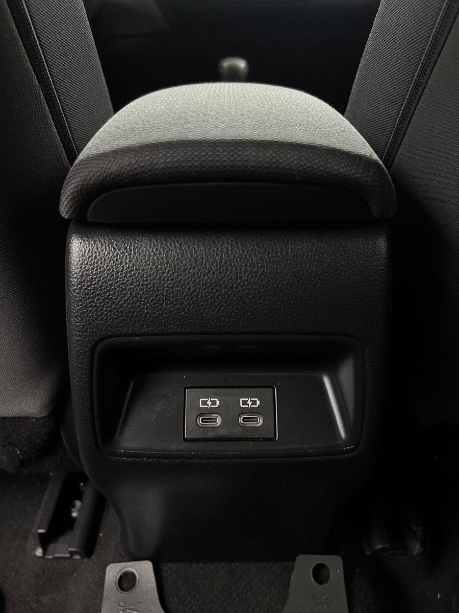 Used 2024 Toyota Corolla LE FWD image 17
