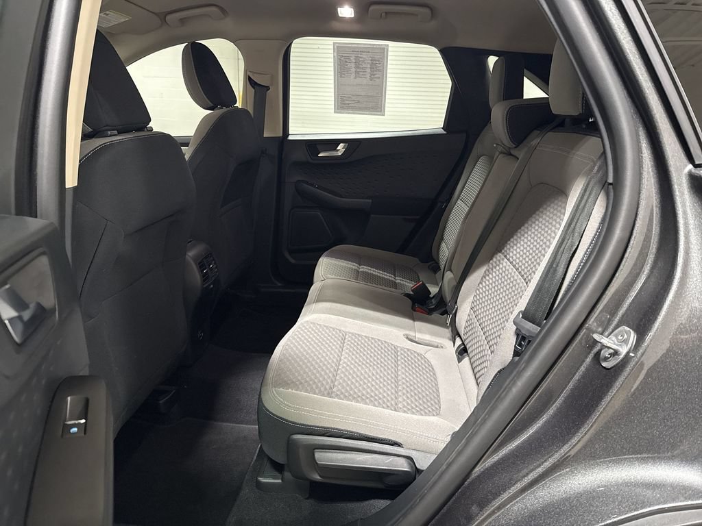 Used 2020 Ford Escape SE FWD image 22