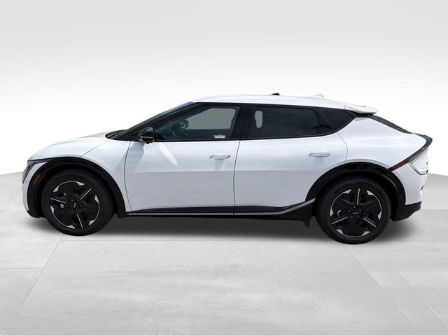 New 2026 Kia EV6 Wind RWD image 4