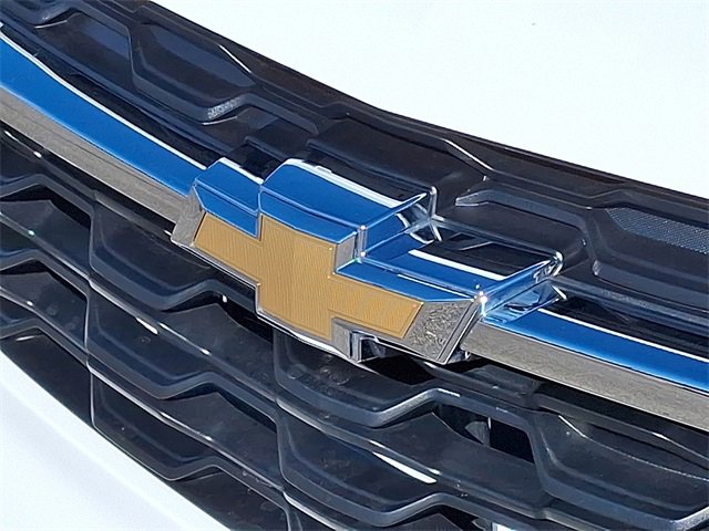 Used 2025 Chevrolet Trax LS w/ LS Convenience Package image 27