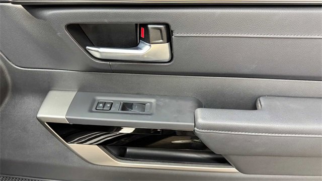 Used 2024 Toyota Sequoia Limited image 14