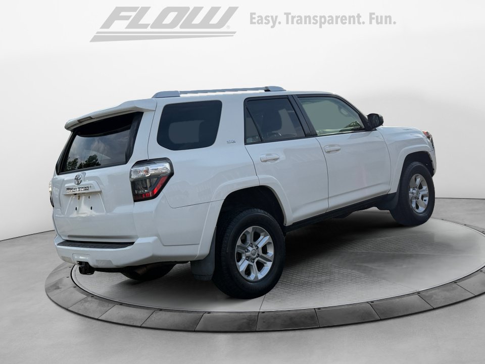 Certified 2016 Toyota 4Runner SR5 AWD/4WD image 9