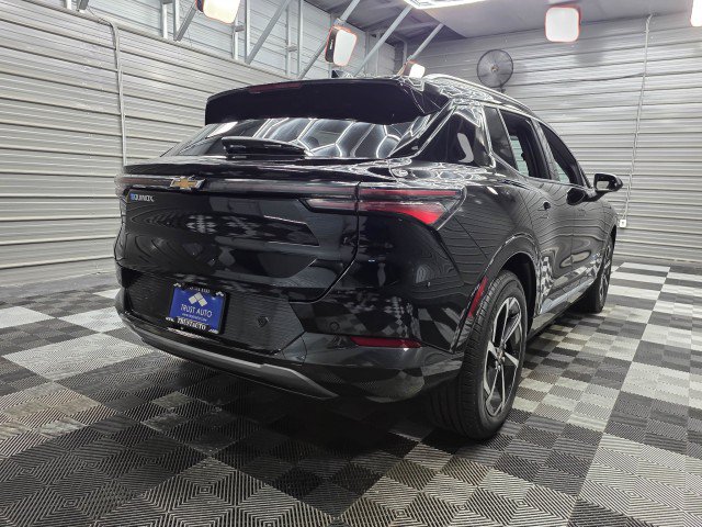 Used 2025 Chevrolet Equinox EV LT w/ Convenience Package FWD image 6
