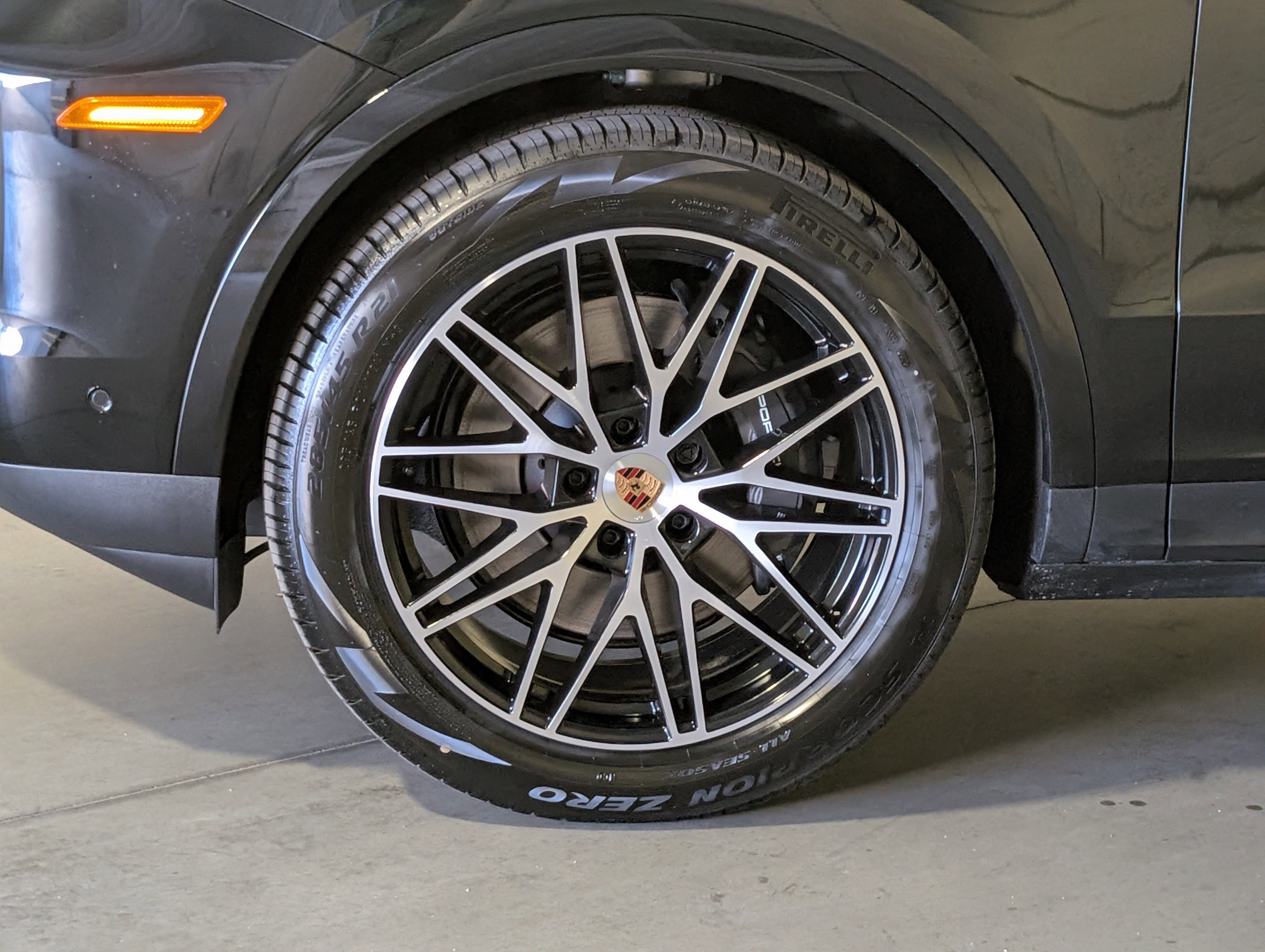 New 2026 Porsche Cayenne image 18