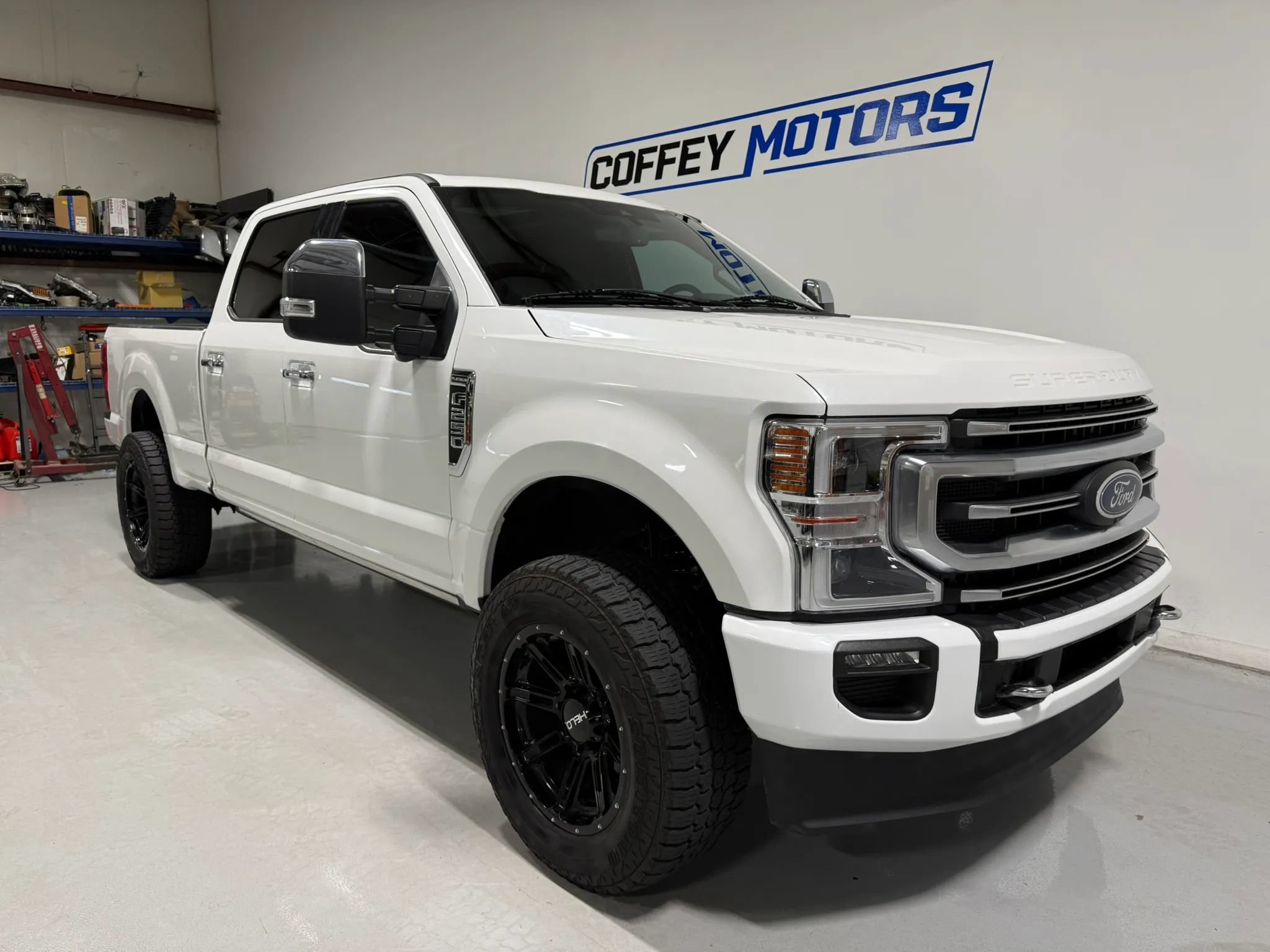 Used 2021 Ford F250 Platinum w/ FX4 Off-Road Package AWD/4WD image 8