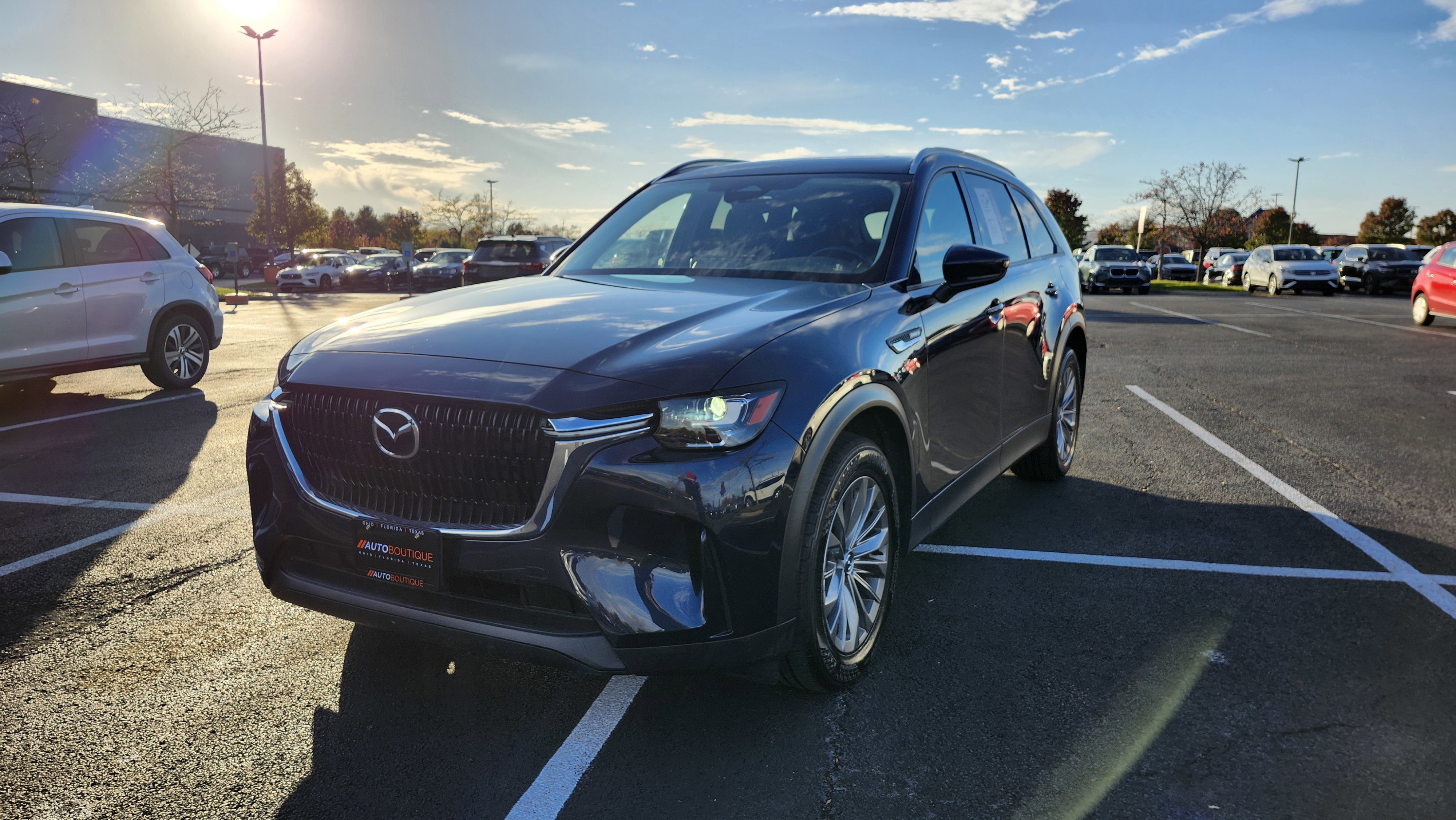 Used 2024 MAZDA CX-90 Plug-In Hybrid w/ Preferred image 5
