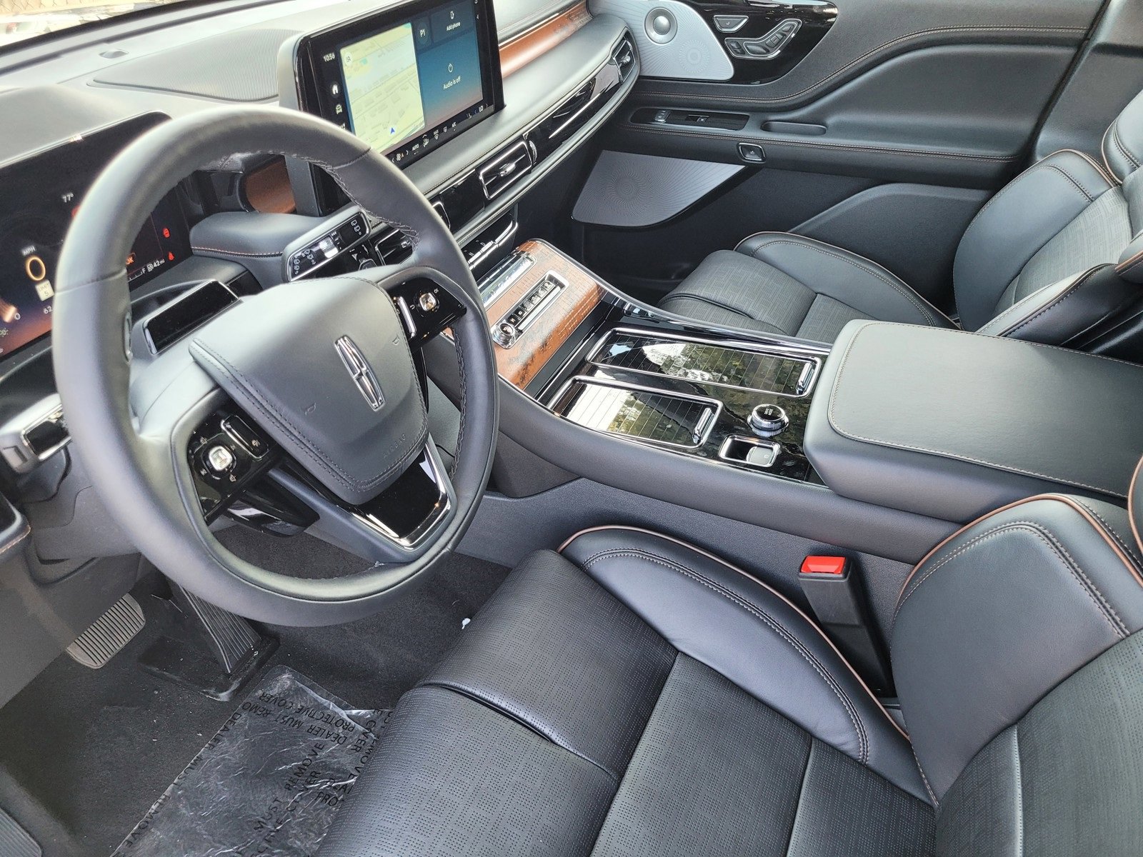 New 2025 Lincoln Aviator Black Label image 8
