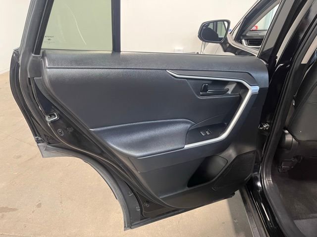 Used 2021 Toyota RAV4 LE w/ Carpet Mat Package (TMS) image 19