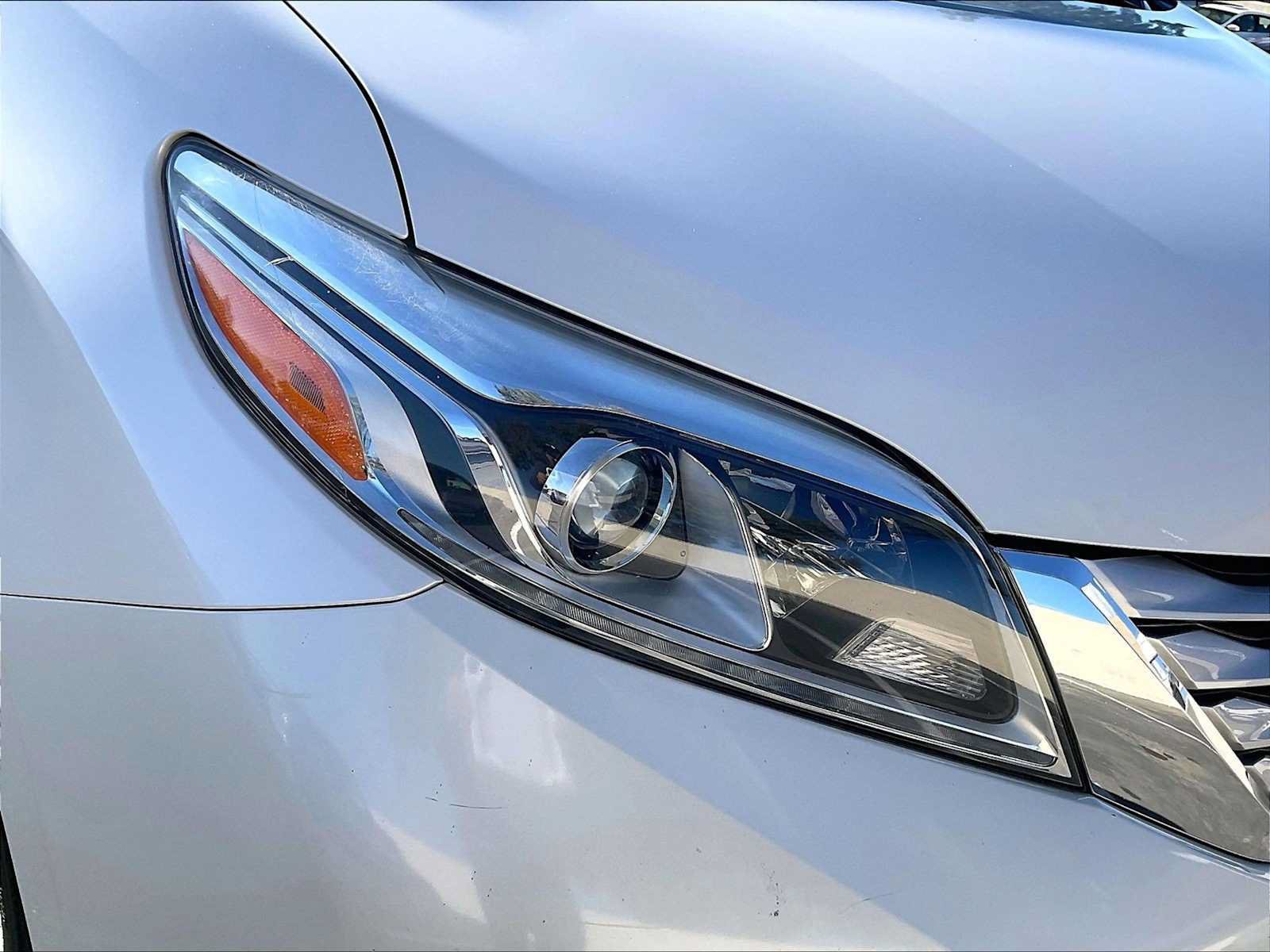 Used 2016 Toyota Sienna Limited FWD image 31