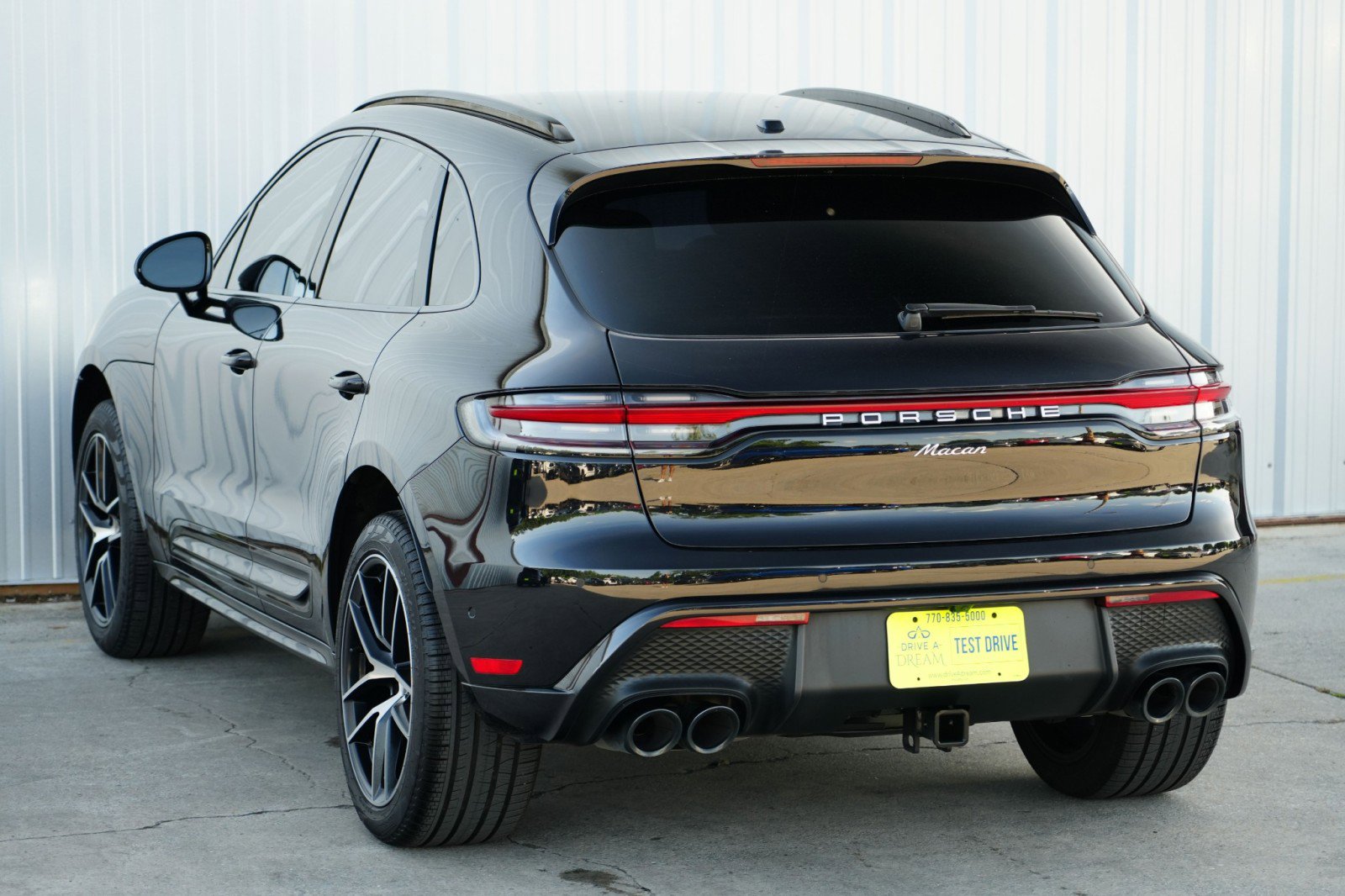 Used 2024 Porsche Macan image 48