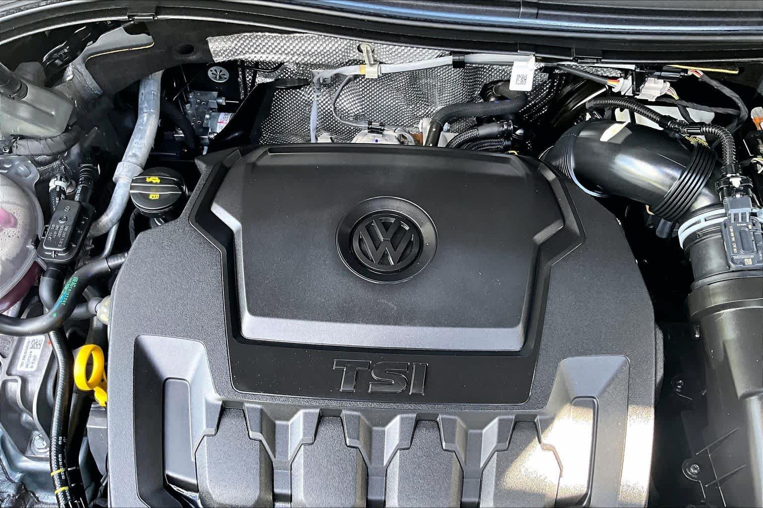 Used 2023 Volkswagen Tiguan SE FWD image 31