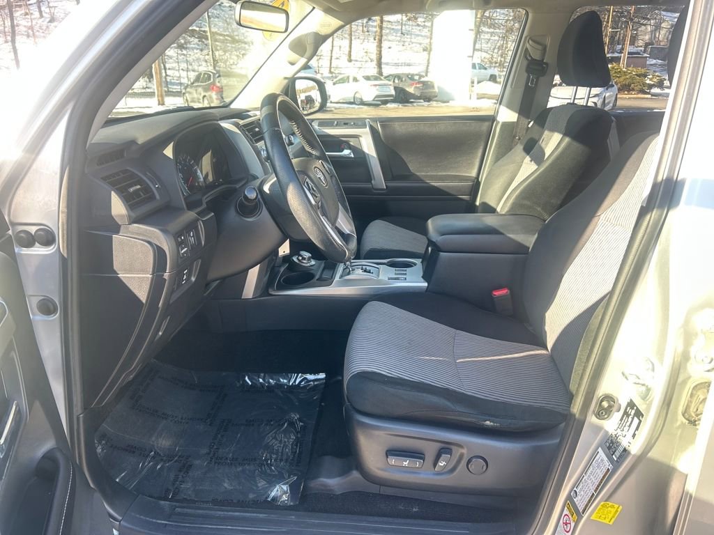 Used 2017 Toyota 4Runner SR5 image 17