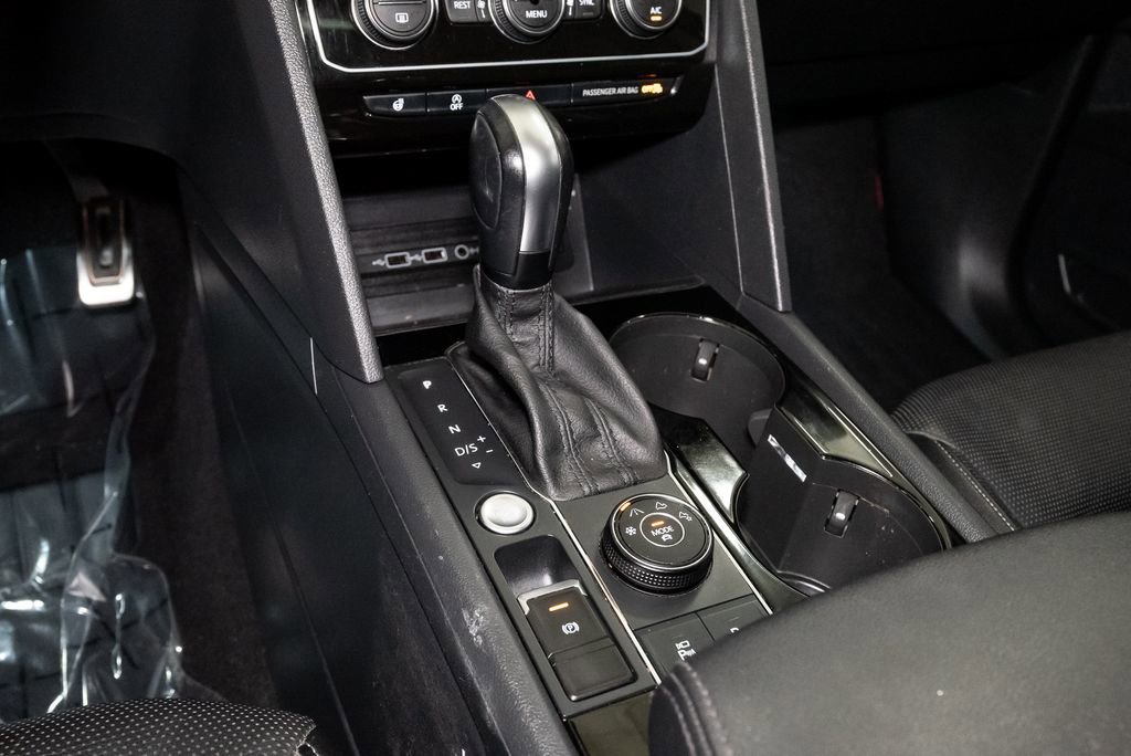 Used 2020 Volkswagen Atlas SEL R-Line image 21