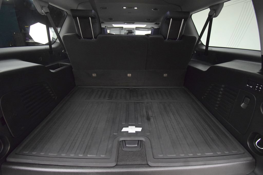 Used 2020 Chevrolet Suburban Premier w/ RST 6.2L Performance Edition AWD/4WD image 28