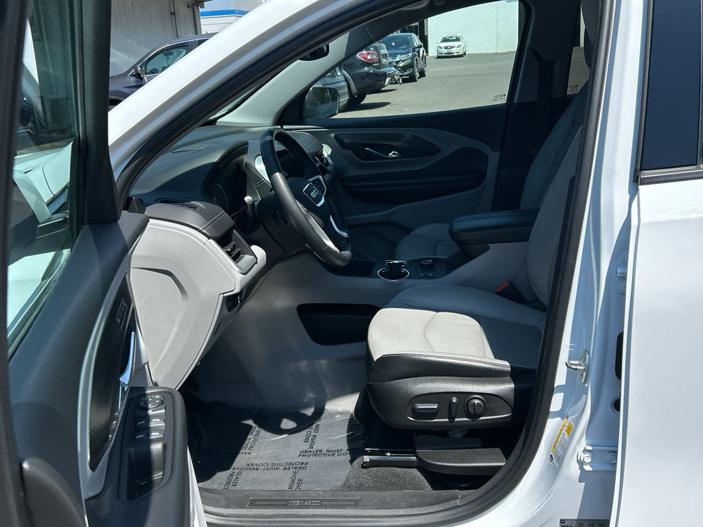Used 2023 GMC Terrain SLT w/ Infotainment Package II AWD/4WD image 13