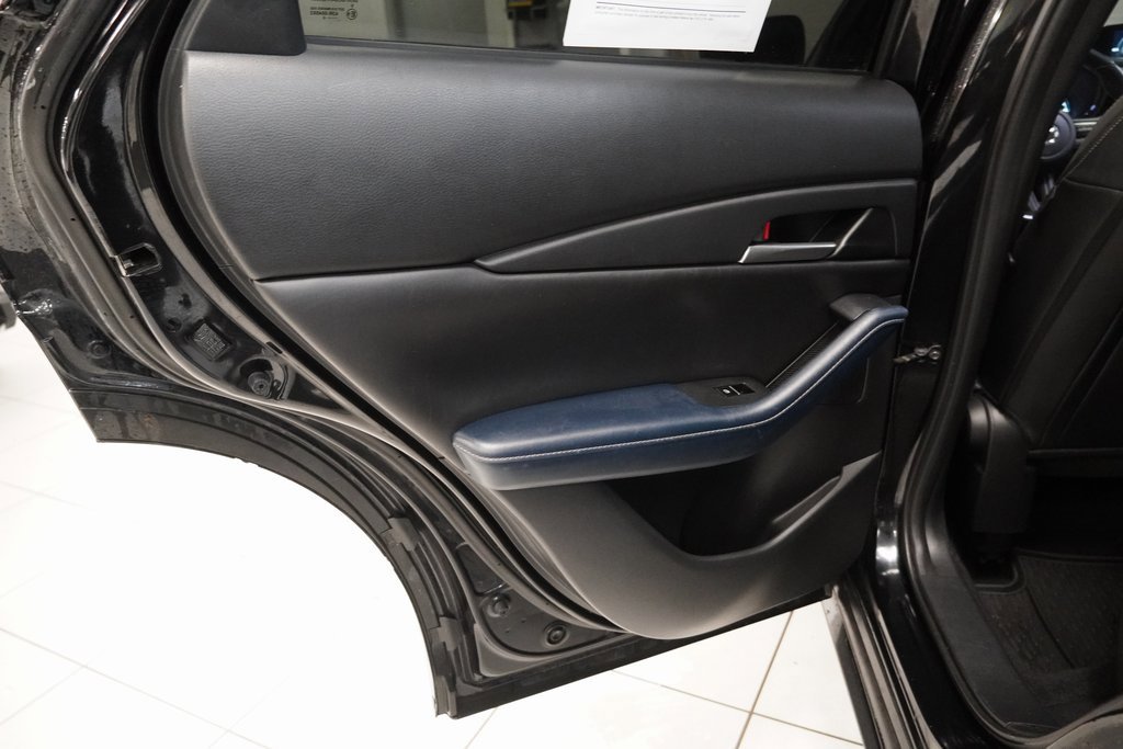 Used 2021 MAZDA CX-30 AWD 2.5 S w/ Select Package image 24