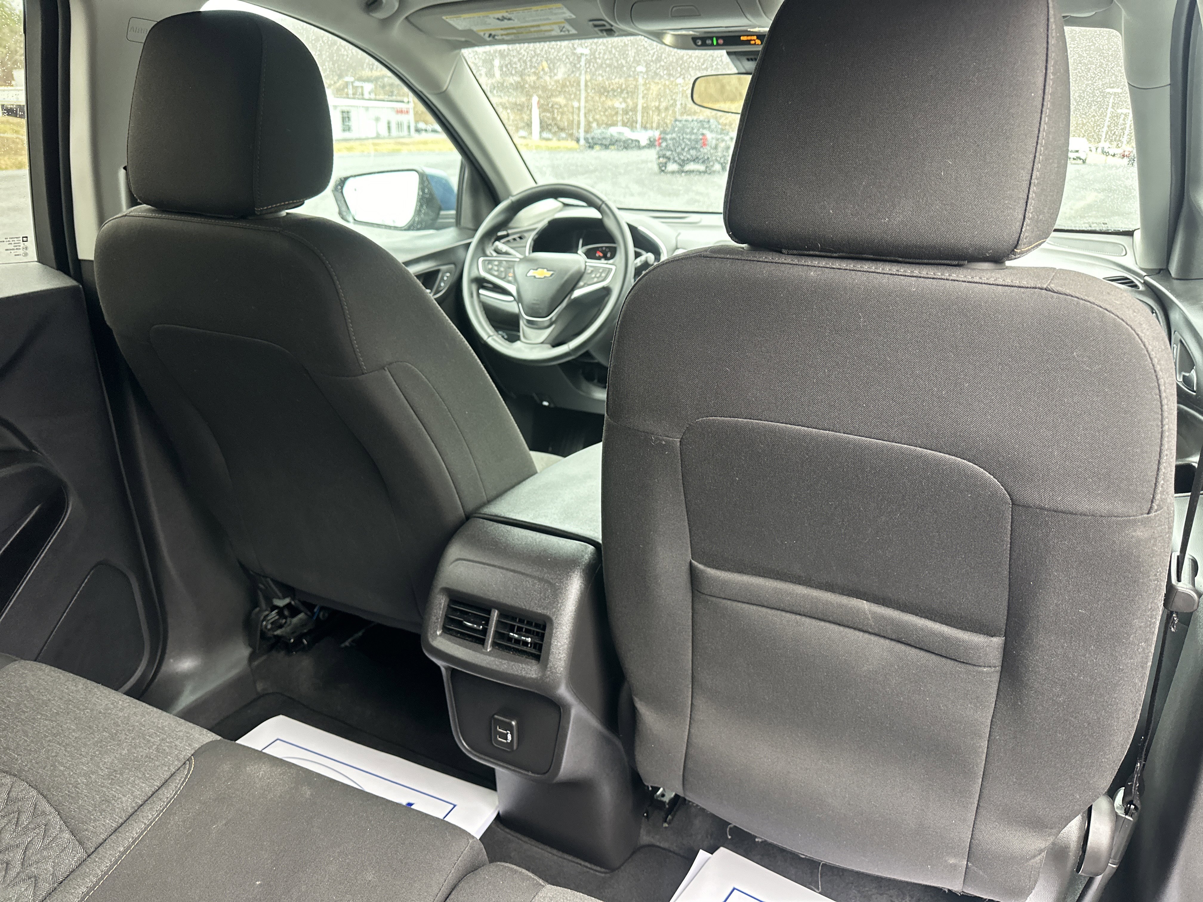 Used 2024 Chevrolet Equinox LT image 36