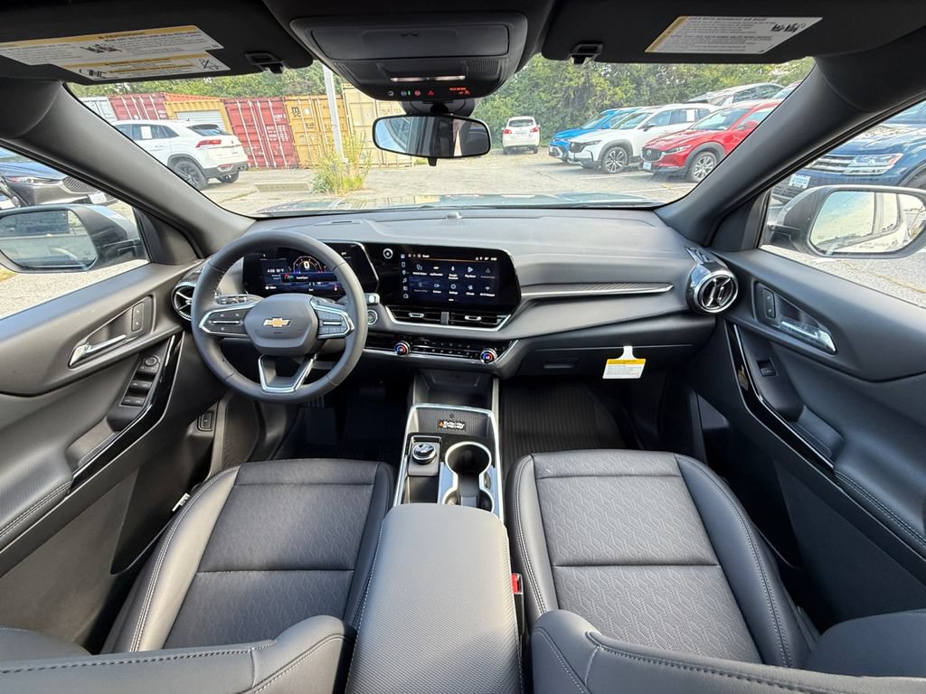 New 2027 Chevrolet Equinox LT w/ Convenience Package II FWD image 22