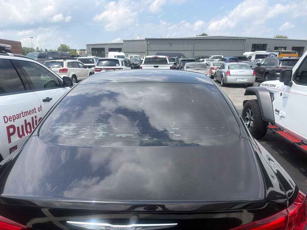 Used 2017 Chrysler 200 LX w/ Touring Convenience Group FWD image 3