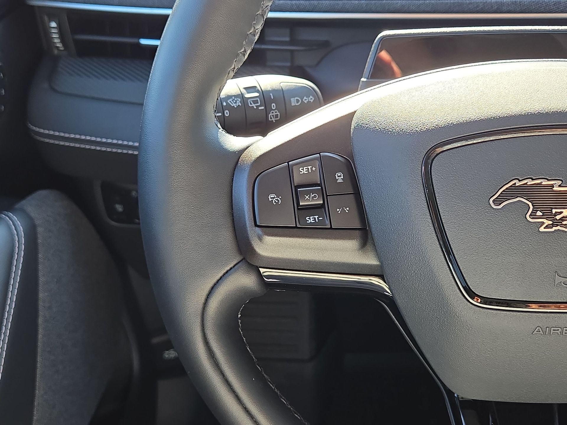 Used 2025 Ford Mustang Mach-E Premium RWD image 21