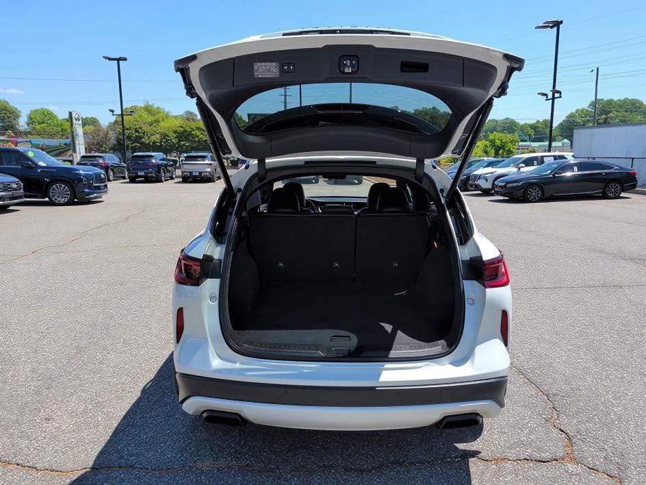 Used 2023 INFINITI QX50 Sport image 15