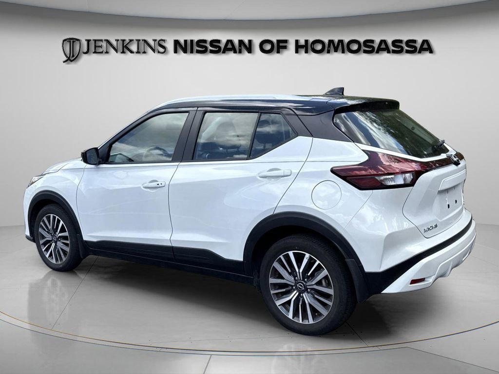Certified 2024 Nissan Kicks SV image 13