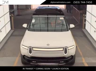 Used 2023 Rivian R1S Launch Edition AWD/4WD image 2