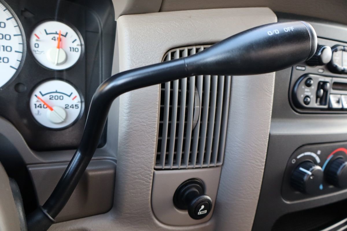 Used 2003 Dodge Ram 2500 Truck ST image 32