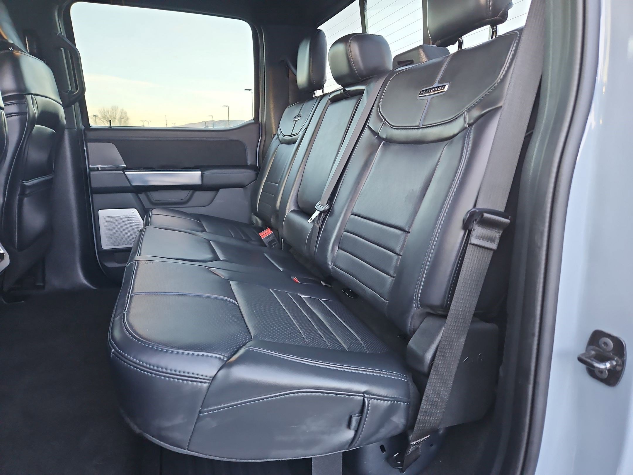 Used 2025 Ford F350 Platinum image 30