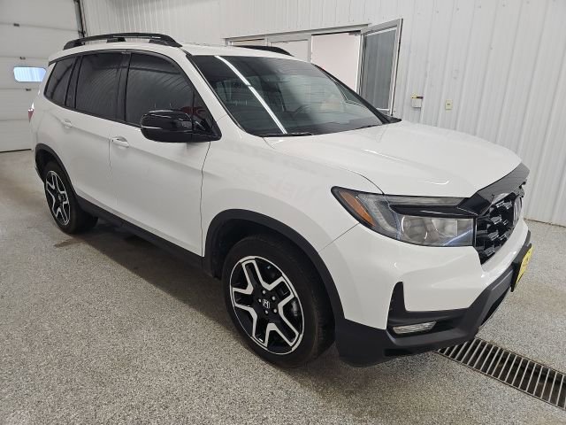 Used 2023 Honda Passport Elite image 6