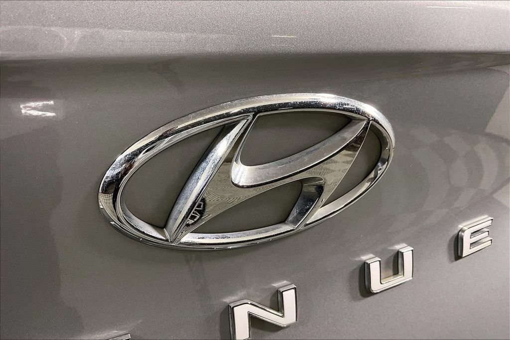 Used 2022 Hyundai Venue SEL FWD image 31